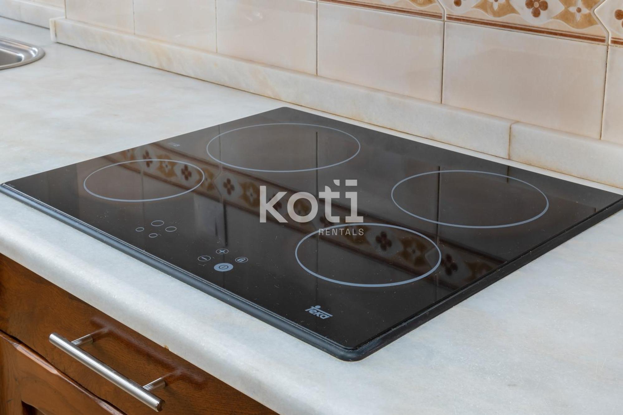 Koti Rentals - Diana フエンヒロラ エクステリア 写真